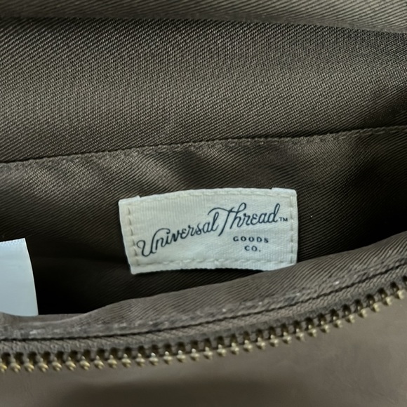 Universal Thread Fanny Pack - Picture 2 of 3